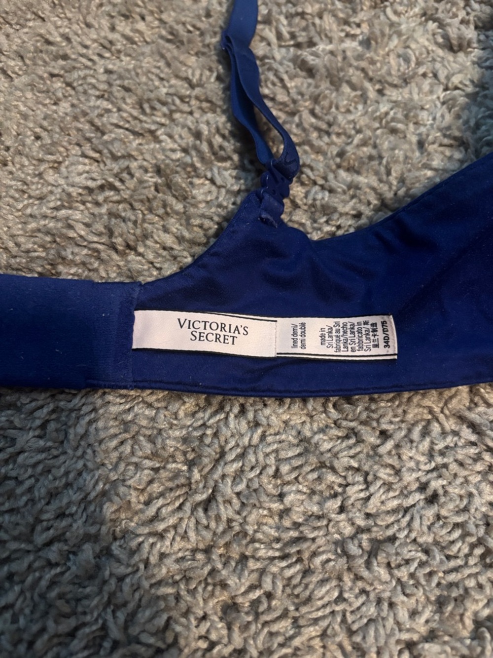 Victoria's Secret Royal Blue Smooth Padded Bra - Picture 3 of 3